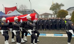 Düzce İl Emniyet Müdürlüğü'nde Polis Memuru Birol Özcan İçin Tören Düzenlendi