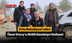 Orta Belediyesi’nden Ömer Ersoy’a Akülü Sandalye Hediyesi