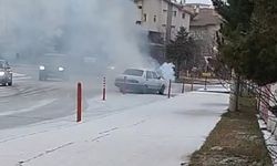 Kastamonu’da Seyir Halindeki Otomobil Alev Aldı!