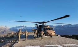 Orgeneral Bayraktaroğlu, Hakkari’de Mehmetçik ile iftar yaptı