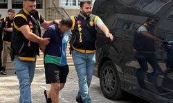 Adana’da Yolcu Minibüsünde Silahlı Saldırı: 100 Saatlik Kamera İncelendi