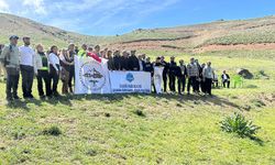 Elazığ’ın Akdağ Zirvesinde Doğa Tutkunları Buluştu