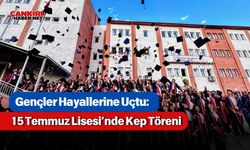 Gençler Hayallerine Uçtu: 15 Temmuz Lisesi’nde Kep Töreni