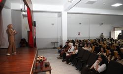 Liseli Gençlere Dijital Güvenlik Dersi: Şüpheli Bağlantılara Dikkat!