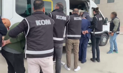 Türkiye'de Bir İlk! Sahte Belgelerle Milyarlık Gayrimenkul Satışı Planlayan Şebekeye Darbe