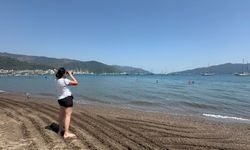 Marmaris’te Mavi Bayraklı Plajda Cankurtaranlar Göreve Başladı