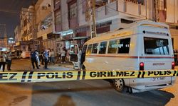 Adana’da Dolmuş Sürücüsü Silahlı Saldırı Sonrası 600 Metre Direndi, Ancak Kurtarılamadı