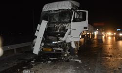 Balıkesir Ayvalık’ta kırmızı ışıkta zincirleme kaza: 1 ölü, 3 yaralı