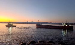 Çanakkale Boğazı'nda 80 Metrelik Genel Kargo Gemisi Arıza Yaptı