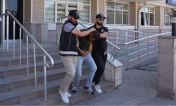 Kırıkkale’de hastane personeli, doktor hesaplarını kullanarak sentetik ecza yazmaktan tutuklandı
