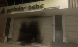 Bursa’da Giyim Mağazası Kundaklandı: Şüpheli Video Çekti