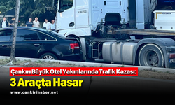 Çankırı Büyük Otel Yakınlarında Trafik Kazası: 3 Araçta Hasar