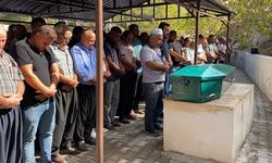 Erdemli’de Talihsiz Kaza: Elektrik Çarpan Genç Otomobil Kazasında Hayatını Kaybetti