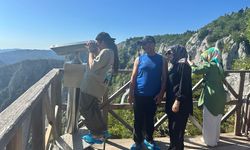 Kastamonu Azdavay’daki 450 Metrelik Cam Teras Turistleri Büyülüyor