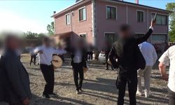 Kastamonu’da Düğün Magandaları Yakalandı: 8 Gözaltı, 10 Tabanca Ele Geçirildi