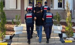 Kırıkkale Jandarması Firari Hükümlüleri Yakalayarak Cezaevine Teslim Etti