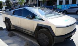 Tesla Cybertruck ile Dünya Turu: Şilili ve Norveçli Gezginler Türkiye’de