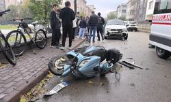 Bursa İnegöl’de Kontrolsüz Kavşakta Kaza: Motosiklet Sürücüsü Yaralandı