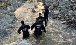 Foça’da Sel Faciası: 70 Yaşındaki Bülent Kaptanoğlu’nu Arama Çalışmaları Sürüyor