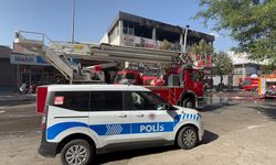 Gaziantep’te cıvata ve vida dükkanında yangın: 100 itfaiyeci müdahale etti