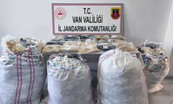 Jandarma Van’da Gümrük Kaçağı Malzemeye Darbe Vurdu