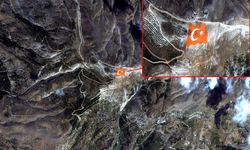 Kahramanmaraş’ta Ahır Dağı’na İşlenen Dev Türk Bayrağı Uzaydan Görüntülendi