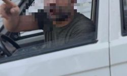 Kayseri’de Trafik Magandası Kadın Sürücülere Saldırdı!