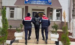 Kırıkkale’de Aranan İki Hükümlü Jandarma Operasyonuyla Yakalandı