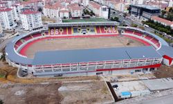 Yozgat Bozok Stadı’nda Çim Serimi Başladı: Futbolseverler Artık Kendi Şehrinde Maç İzleyecek
