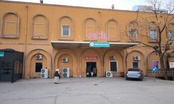 Baba, Anne ve Çocuğu Öldürülmüş Bulundu!