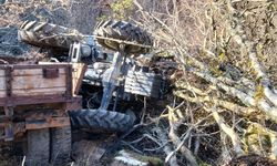 Boyabat’ta Kaza Alarmı: Traktör Devrildi, Yaralılar Hastaneye Kaldırıldı