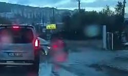 Motosiklet Otomobile Çarptı: 2 Yaralı