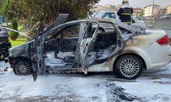 Yakıt Aldıktan Dakikalar Sonra Araç Cayır Cayır Yandı!