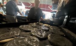 Asırlık Fırında Siyah Tahinli Pide İle Yeni Lezzet Deneyimi