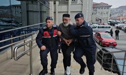 Boşanma Aşamasındaki Eşini ve Kayınvalidesini Tüfekle Vurdu: Zanlı Adliyede