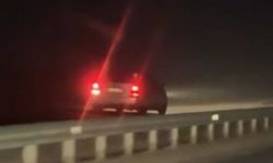 Cep Telefonu Kamerasına Yansıdı: Korna Sesleri Arasında İlerledi!