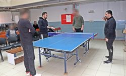 Cezaevinde Dostluk ve Rekabet Bir Arada!