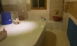 Dolap Arkasında Şok Keşif: Hatay’daki Baskında 9 Kadın Gizli Bölmede Bulundu