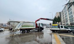 El Değmeden Kullanılan Çöp Konteynerleri Geliyor