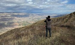 Kaçak Avcılara Suçüstü: Koruma Altındaki Yaban Keçisini Avlamaya Çalıştılar!