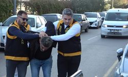 Sahte Kimlikle Yıllarca Saklandı: 7 Kitap Yazıp Konferanslar Vermiş!