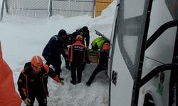 Feci Kaza! Cenaze Taşıyan Minibüs Devrildi