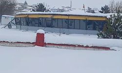 Kar Kabusu! Düğün Salonunun Çatısı Dayanamadı