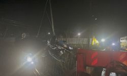 OTOMOBİL ÇAYA UÇTU: BABA VE OĞUL HAYATINI KAYBETTİ