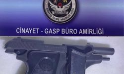 Polisten Geniş Çaplı Uygulama: Silah, Hap ve Aranan Şahıslar Ele Geçirildi