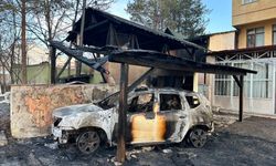 Şüpheli Yangın: Cip Küle Döndü, İş Yeri ve Kamelya Zarar Gördü