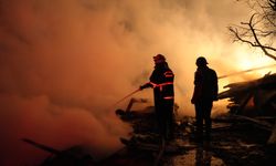 Yangın Felaketi: Evler ve Samanlıklar Kullanılamaz Hale Geldi