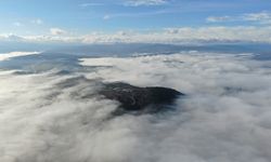 Kadıdağı’ndan Eşsiz Görüntü: Kent Üzerinde Sis Denizi Oluştu