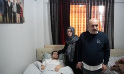 Kavgayı Ayırmak İsteyen Genç 6 Yerinden Bıçaklandı!