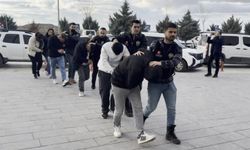 Narkotik Ekiplerinden Şafak Operasyonu! 8 Kişi Yakalandı